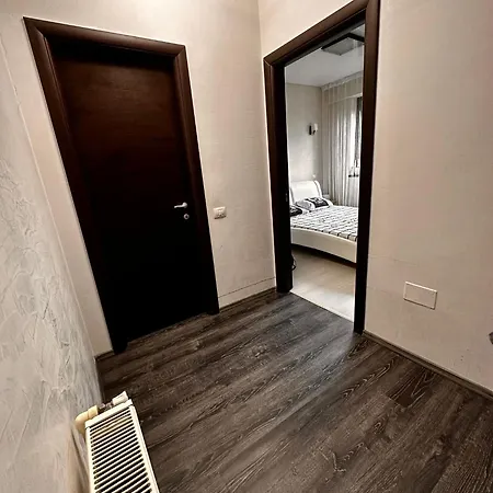 Cu 2 Dormitoare Daire Köstence